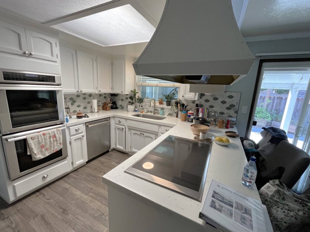 Before image of cramped kitchen
